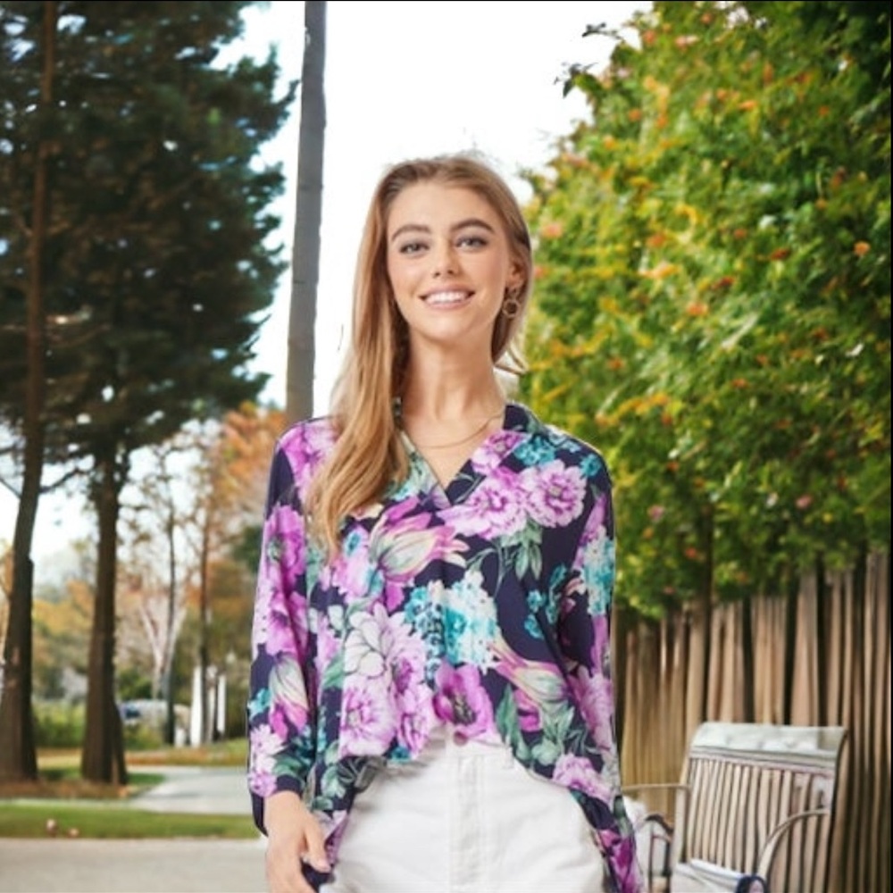 Elegant Floral V-Neck Blouse